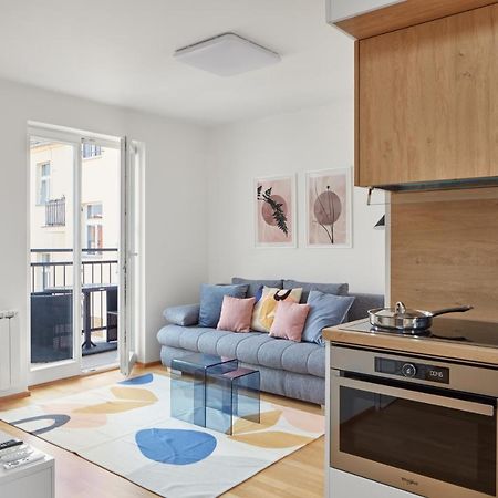Bright Apartment In New Town By Prague Days Esterno foto